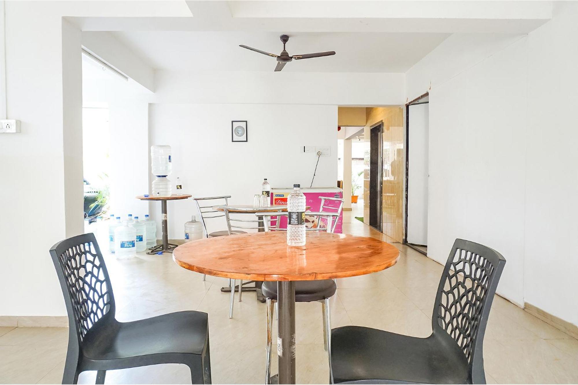 Fabhotel Saffron Inn I - Nr Darshan Museum Pune Extérieur photo