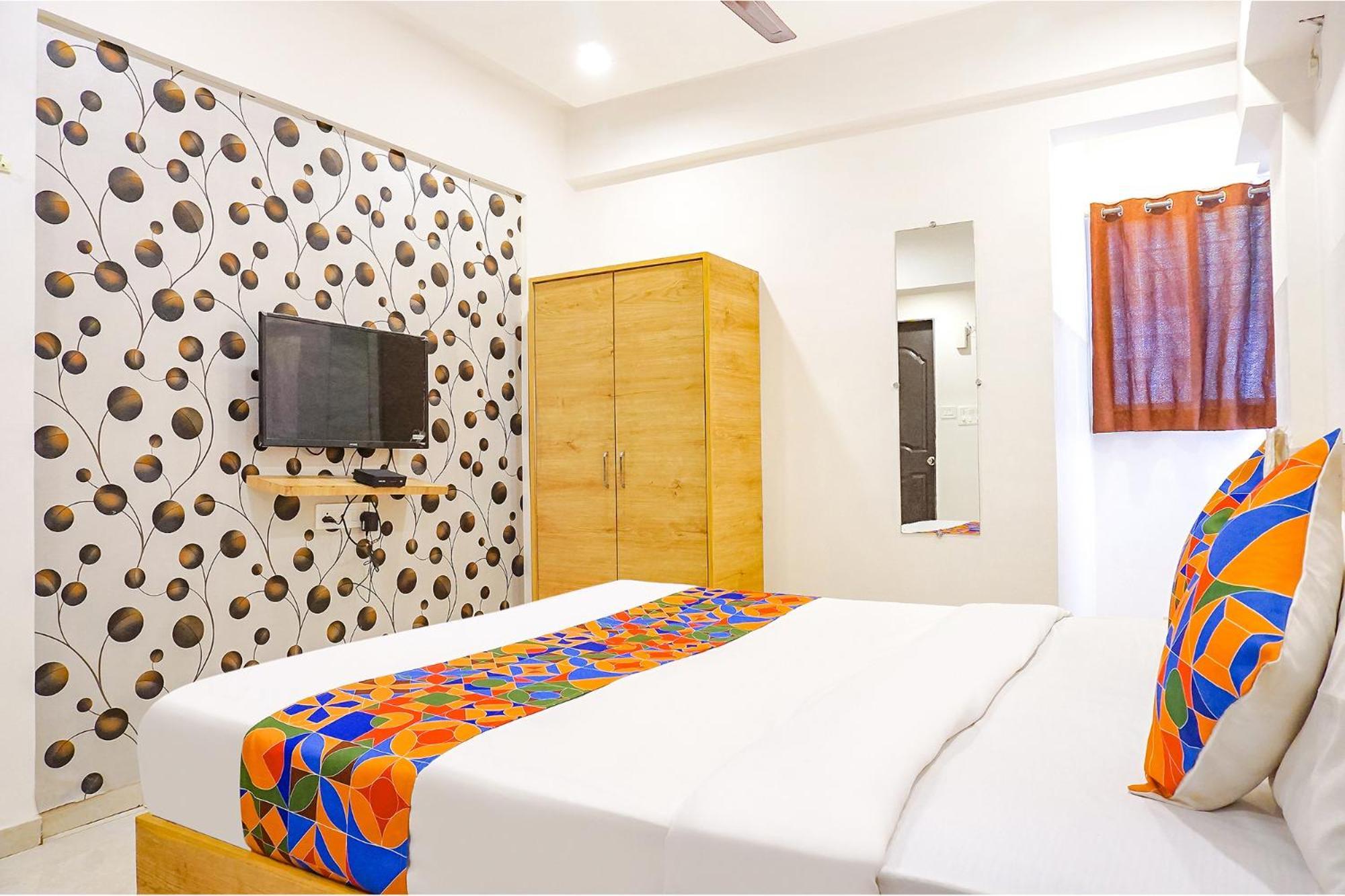 Fabhotel Saffron Inn I - Nr Darshan Museum Pune Extérieur photo